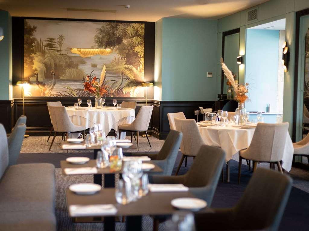 Mercure Rochefort La Corderie Royale Restaurant bilde